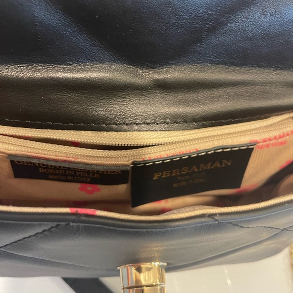 Persaman NY Crossbody - Picture 3 of 7